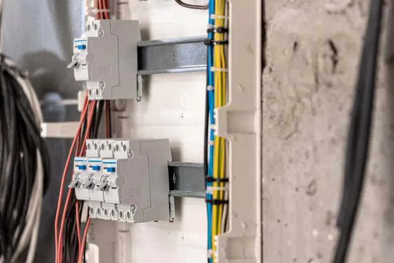 Eletricista 24 Horas Perto de Mim em {cidade}